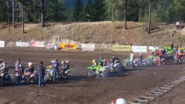 Kelowna Dirtbike Club, photo 2