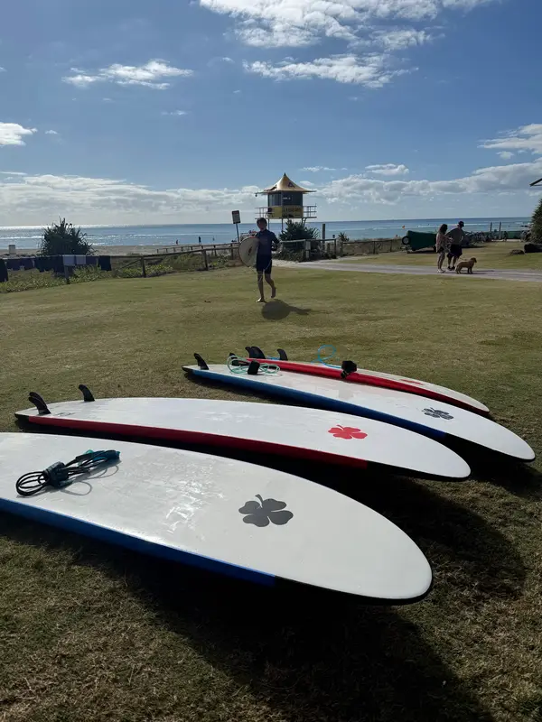Kirra Point Surf School