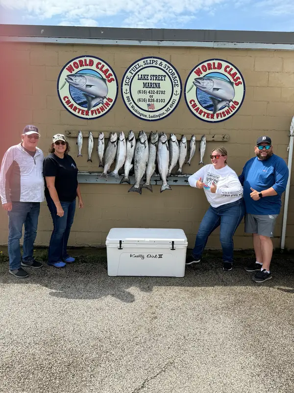 Knotty Girl Charter Fishing
