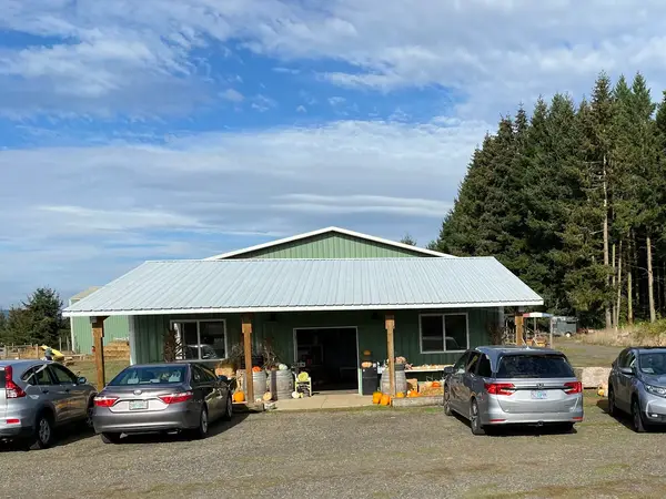 Koch Family Farm Inc., St Paul, OR