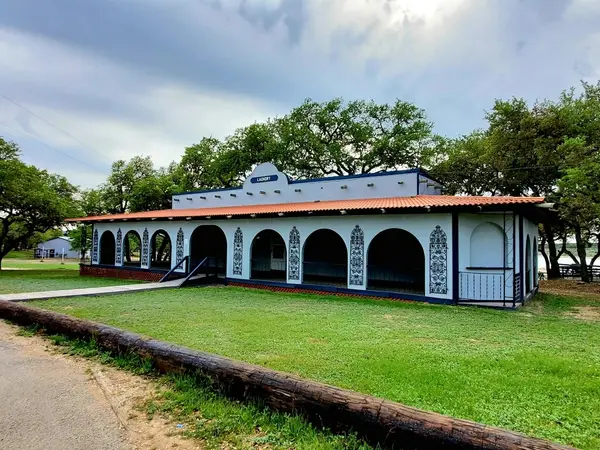 Lake Pointe RV & Condo Resort