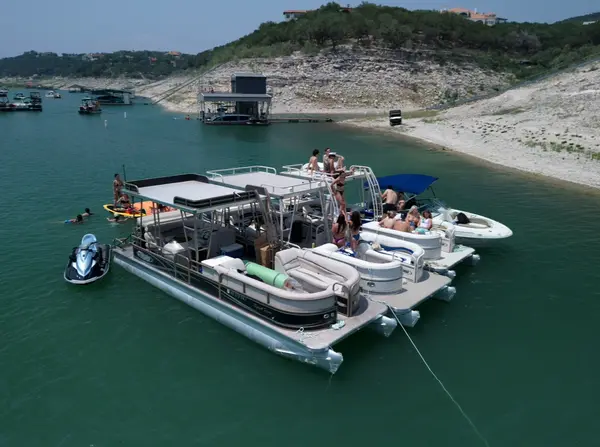 Lake Travis Boat Rentals