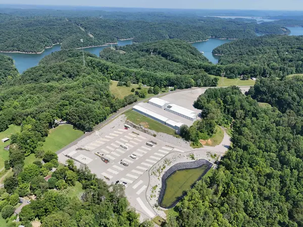 LAKESIDE OASIS RV PARK