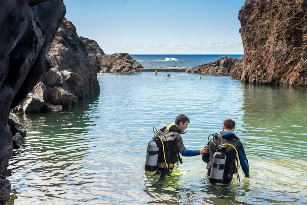 Lava Diving Center