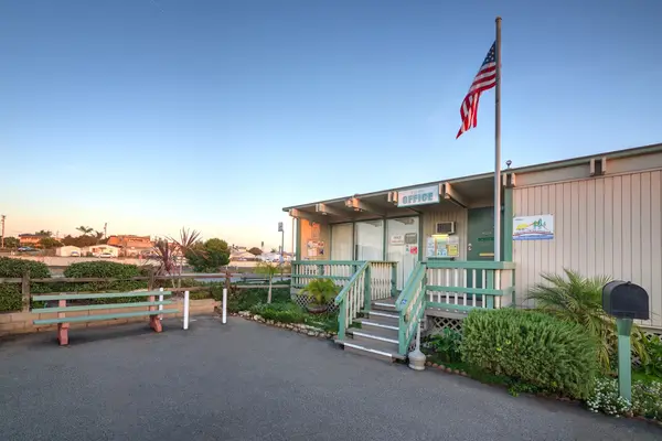 Le Sage Riviera RV Park