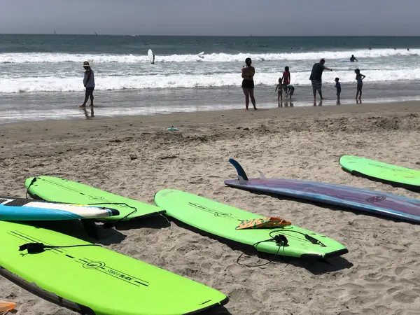 Learn to Rip Surf Lessons, photo 1
