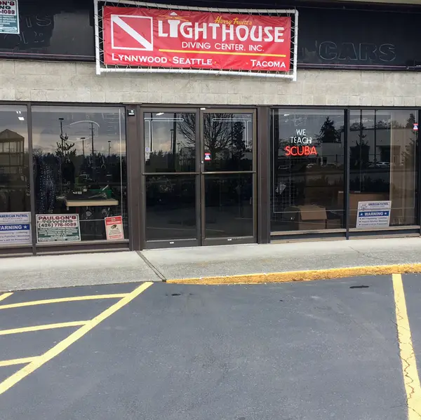 Lighthouse Diving Center