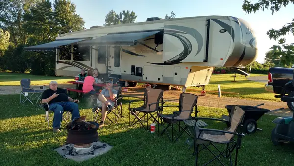 Lil' Bit of Country RV Park