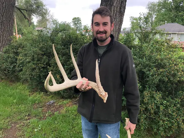 Living Large Outfitters Illinois Deer Hunting Outfitter