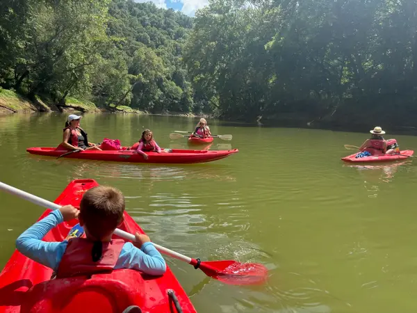 Mammoth Cave Canoes & Kayak, Cave City, KY