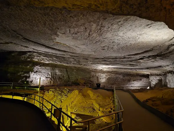 Mammoth Passage Tour, Mammoth Cave, KY