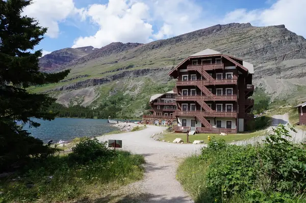 Many Glacier Campground