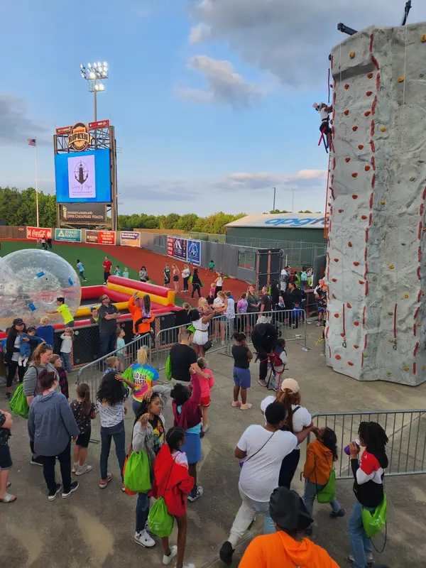Maryland Mobile Rock Wall Rentals