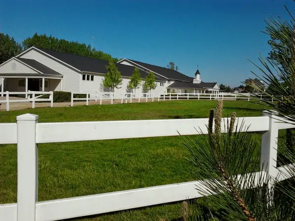 Melville Stables