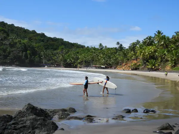Meninas do Mar Surf School