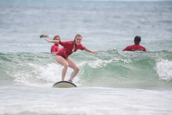 Merrick's Noosa Learn to Surf