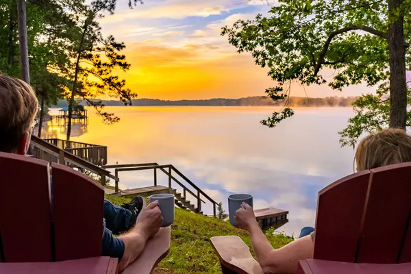 Mid Lake Campground - Cabins & RV Sites