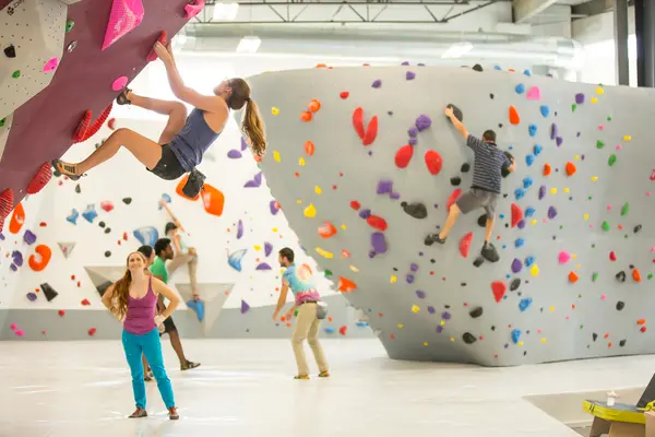 Momentum Indoor Climbing, Katy
