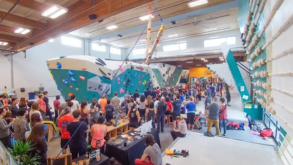 Momentum Indoor Climbing SODO