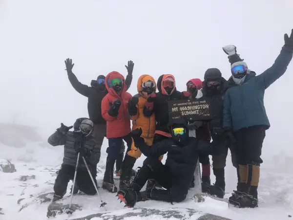 Mooney Mountain Guides