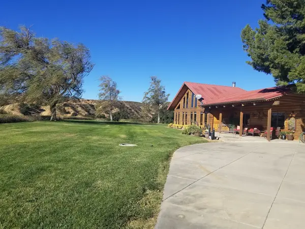 Mountain Meadows Stables, photo 1