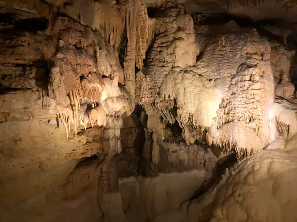 Natural Bridge Caverns, photo 4
