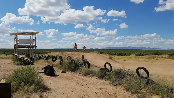 Nomads MX Track