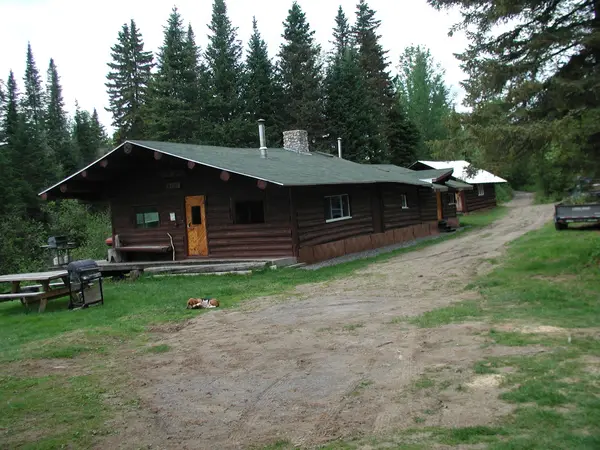 Northern Hideaway Outfitters