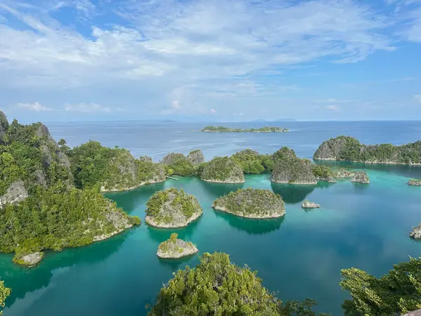 Olin Dive Center Raja Ampat