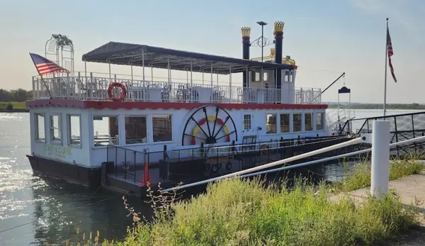 Lewis and Clark Riverboat