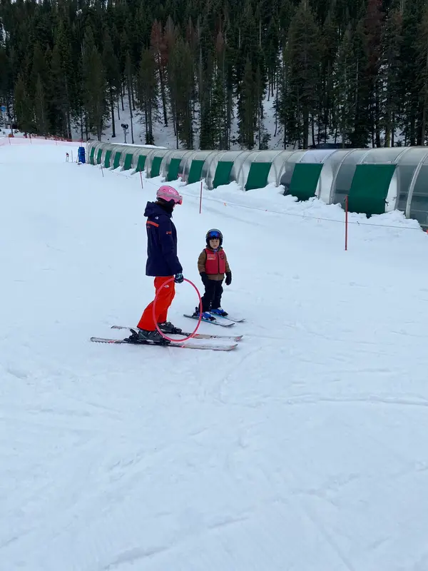 Palisades Tahoe Kids Ski & Snowboard School