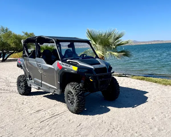 Paradise Wild Wave Boat Rentals