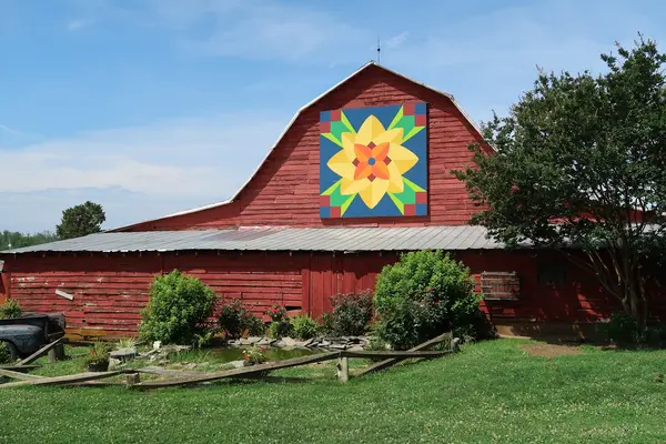 Patterson Farm Market & Tours Inc, Mt Ulla, NC