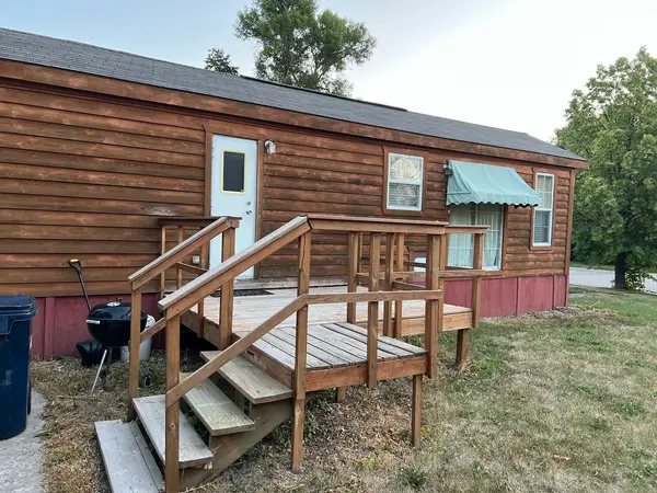 Perch Eyes Guide Service & Lodging, Minnewaukan, ND