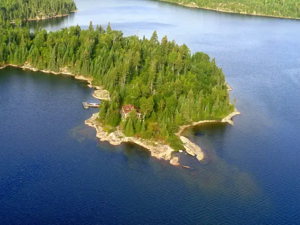 Pickerel Lake Outfitters, photo 1