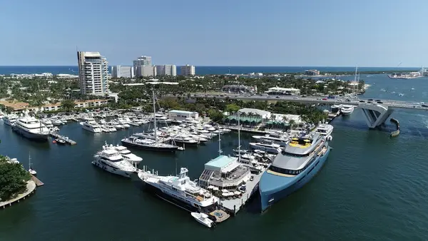 Pier Sixty-Six Marina