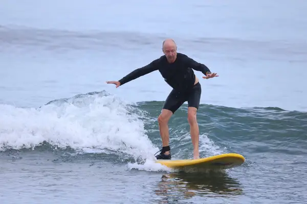 pilar surf school mancora