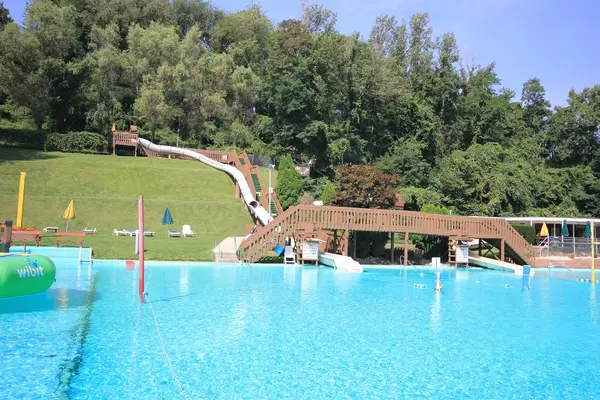 Pine Cove Beach Club & RV Resort