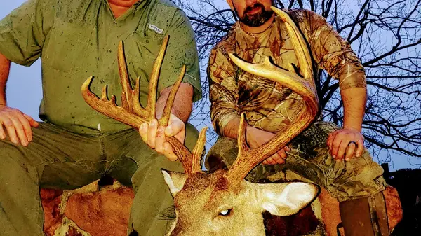 Piney Woods Hunting Lodge