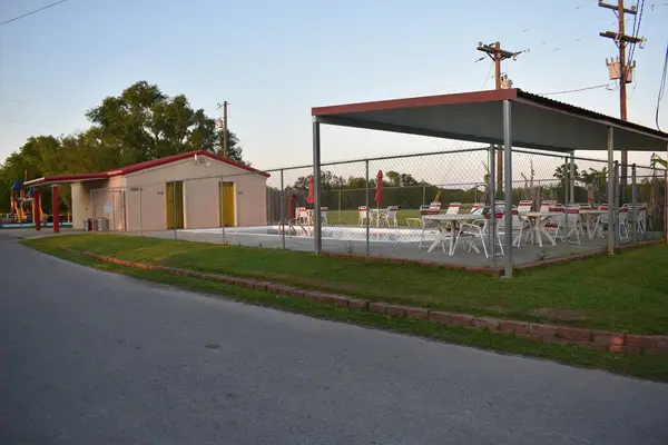 Poche's Rv Park & Fish-N-Camp