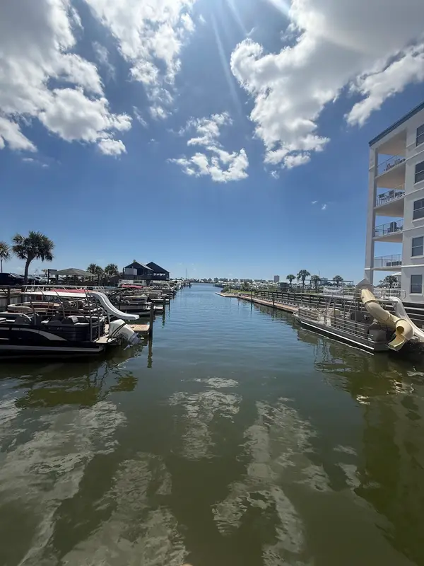 Pontoon Boat Rentals Hudson Marina