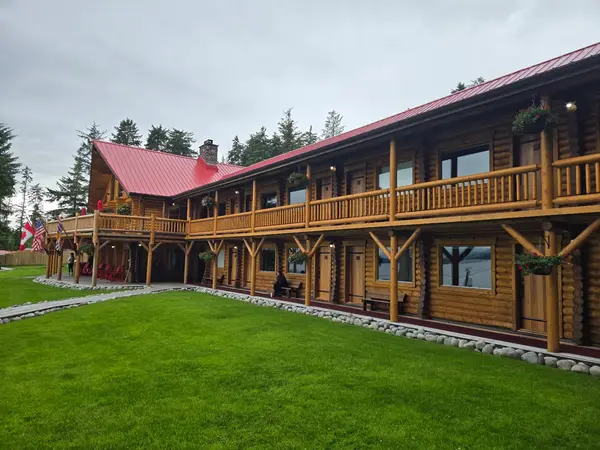 Queen Charlotte Lodge, photo 2