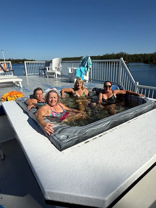 R & R Houseboat Rentals, photo 2