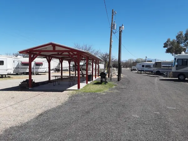 Red Barn RV Park & Campground