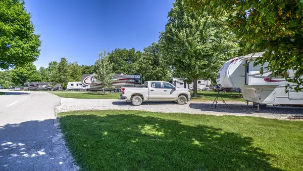River Oaks RV Park