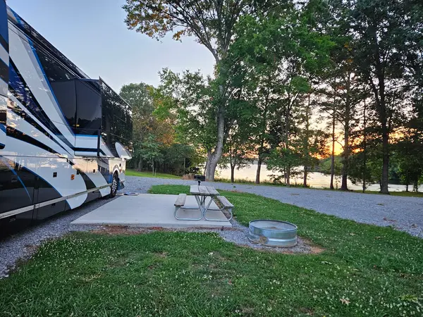River Ridge Retreat Campground & Cabins