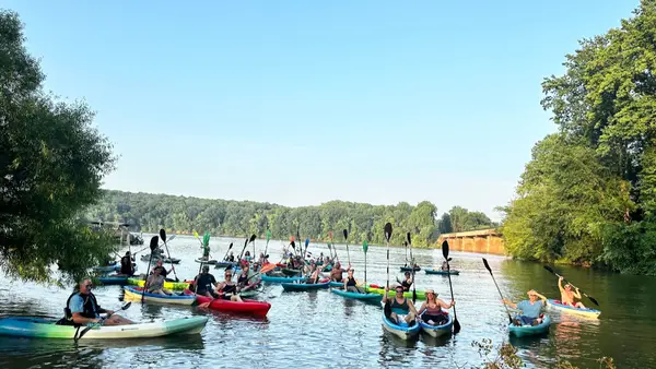 Riverside Marina, Paddle and Row