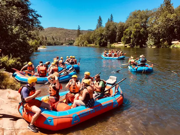 Rogue Rafting Company, Gold Hill, OR