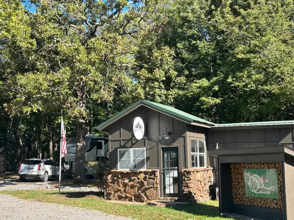 Rustic Ridge | RV Park in NWA