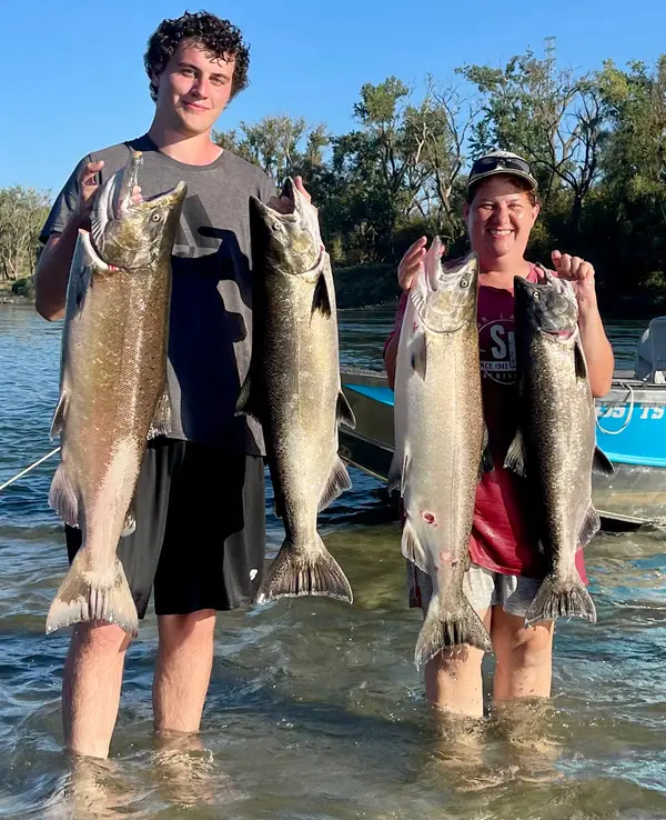 SalmonSacRiver.com